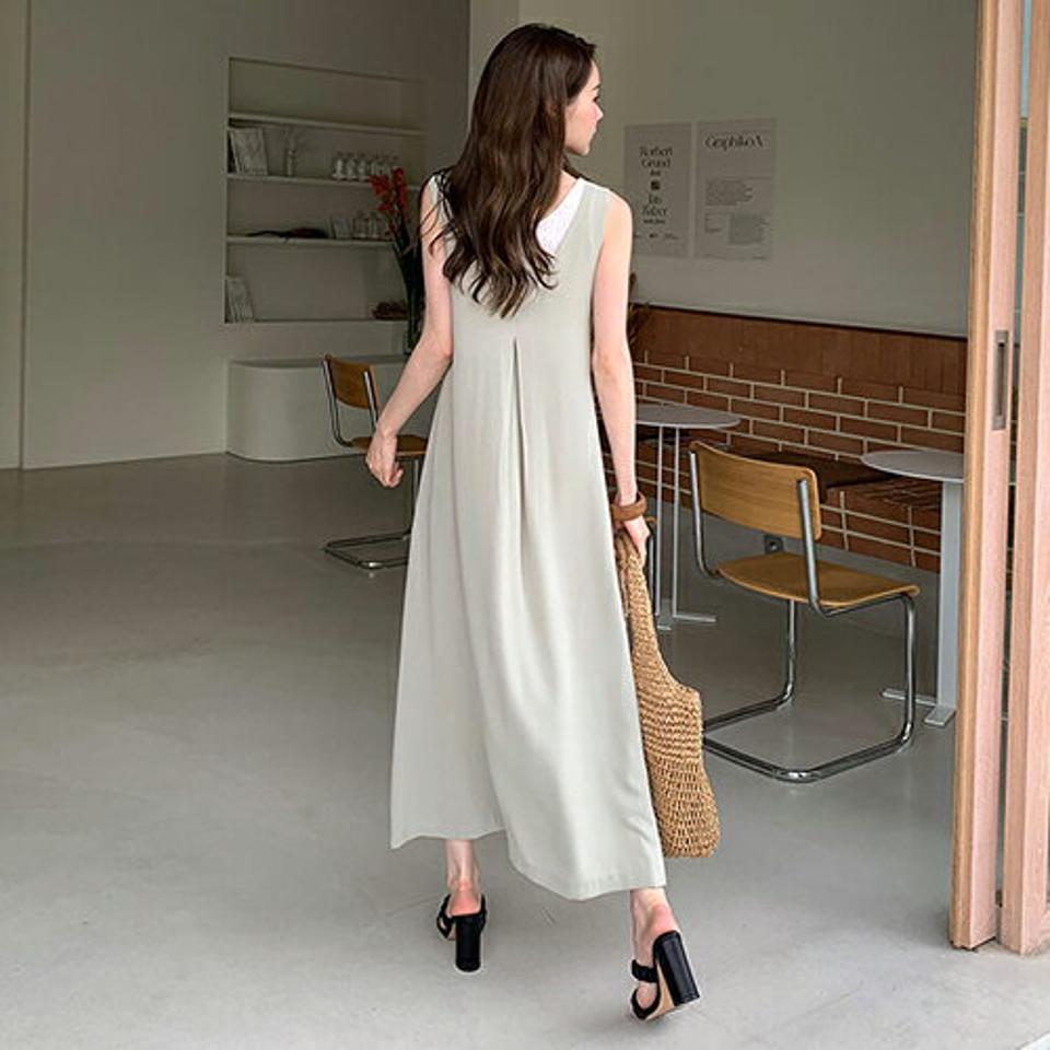 Vネックロングワンピース・全3色・t00020 レディース 【ops】 韓国 ファッション ワンピース ロング ロングワンピース Vネック スリーブレス Aライン タック 細身 体型カバー カジュアル 春 夏 ハイホリHIHOLLI