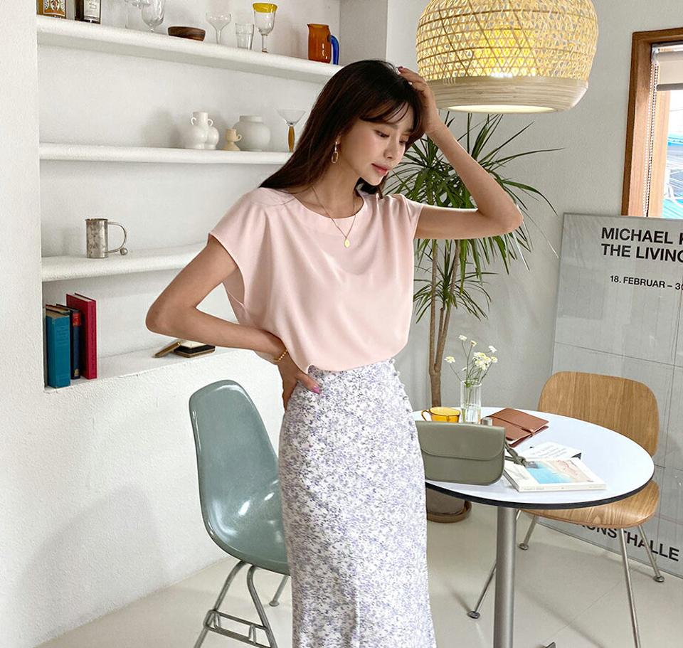 ≪人気商品再入荷≫ラウンドネックブラウス・全7色・b57615 レディース 【bl】 トップス ブラウス ラウンドネック ショートスリーブ 単色 無地 シンプル ベーシック 大人 カジュアル アンバランス 春 夏 韓国ファッション