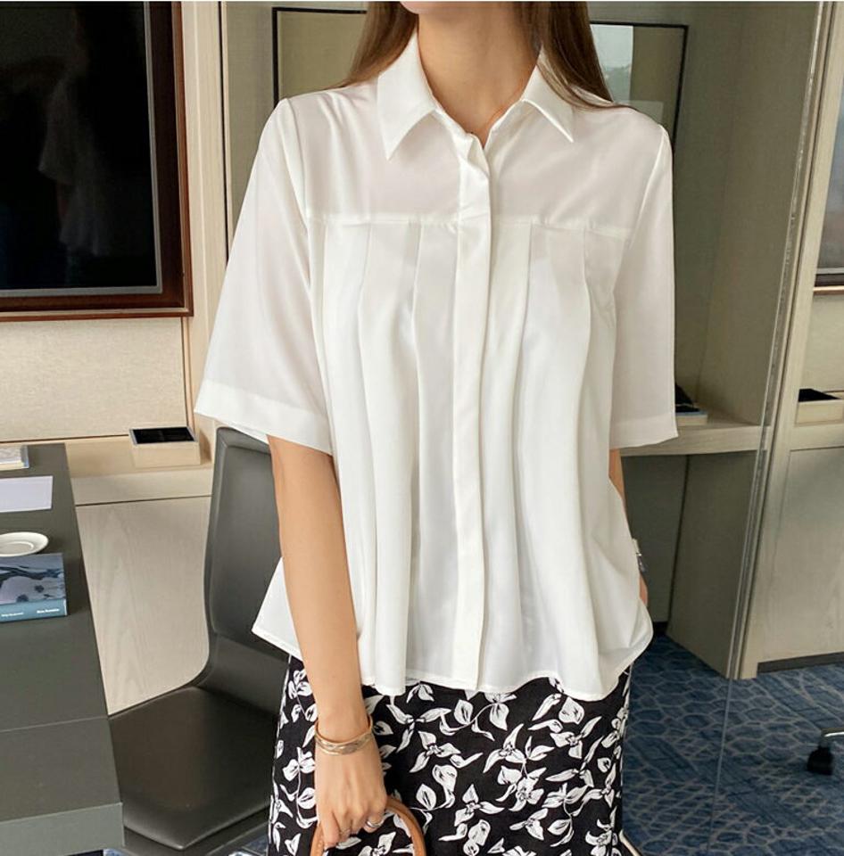 カラープリーツブラウス・全3色・t69036 レディース 【bl】【トップス ブラウス 半袖 ハーフスリーブ プリーツ 単色 無地 フェミニン 春 夏 韓国 ファッション】【ハイホリHIHOLLI】