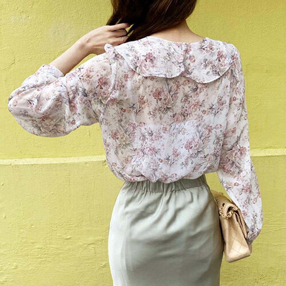 花柄フリルシフォンブラウス・全2色・b69015 レディース 【bl】 トップス ブラウス 長袖 シフォン フリル 花柄 フェミニン 上品 可愛い かわいい 春 秋 韓国 ファッション ハイホリHIHOLLI