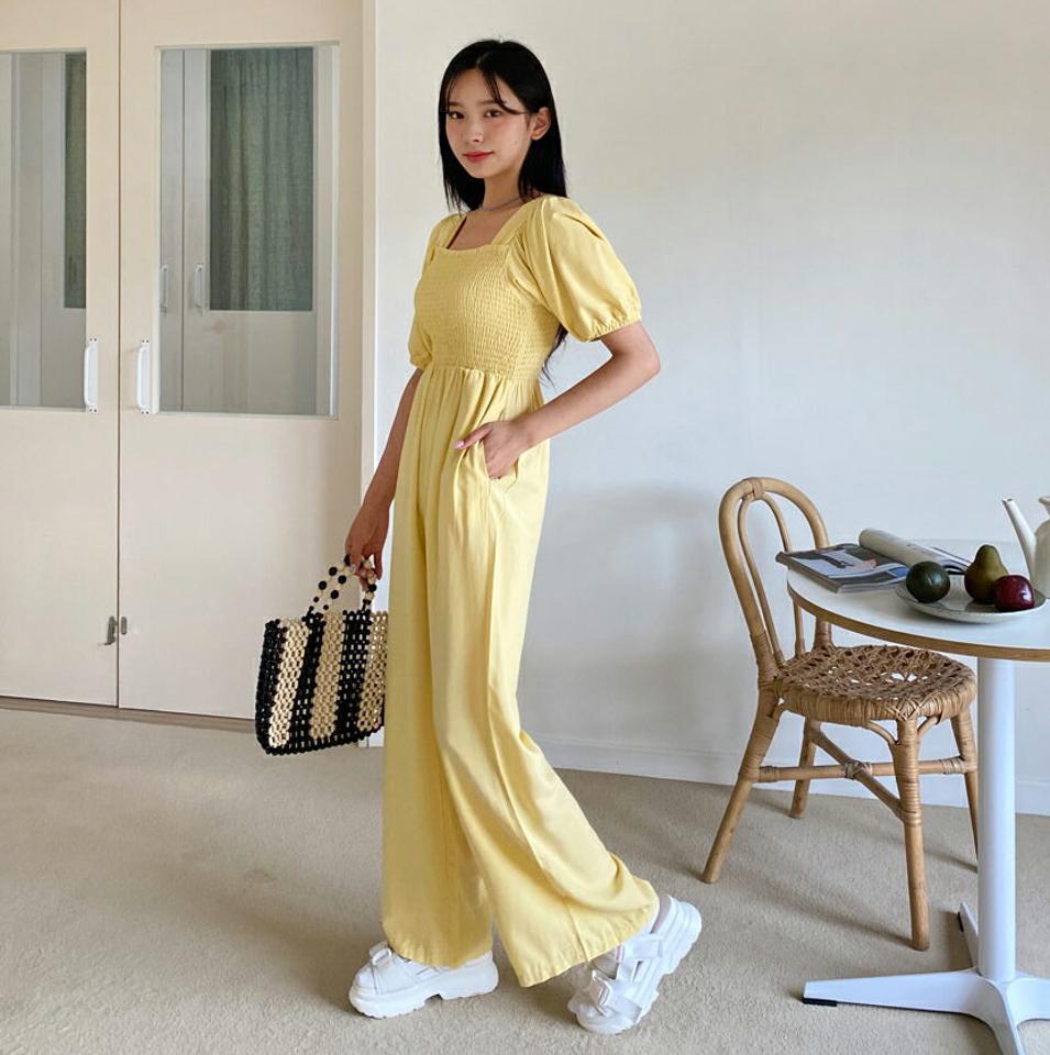 スクエアシャーリングオールインワン・全3色・t64398 レディース 【pt】 オールインワン 半袖 ハーフスリーブ パンツ ズボン ロングパンツ シャーリング スクエアネック デコルテ 鎖骨 ガーリー かわいい 可愛い 春 夏 韓国 ファッション NIJU