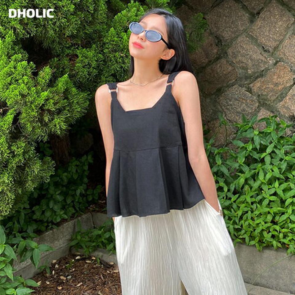 タックスリーブレス・全3色・t64377 レディース 【tops】 トップス スリーブレス ノースリーブ タック Vネック 可愛い かわいい クロップド丈 春 夏 韓国 ファッション NIJU