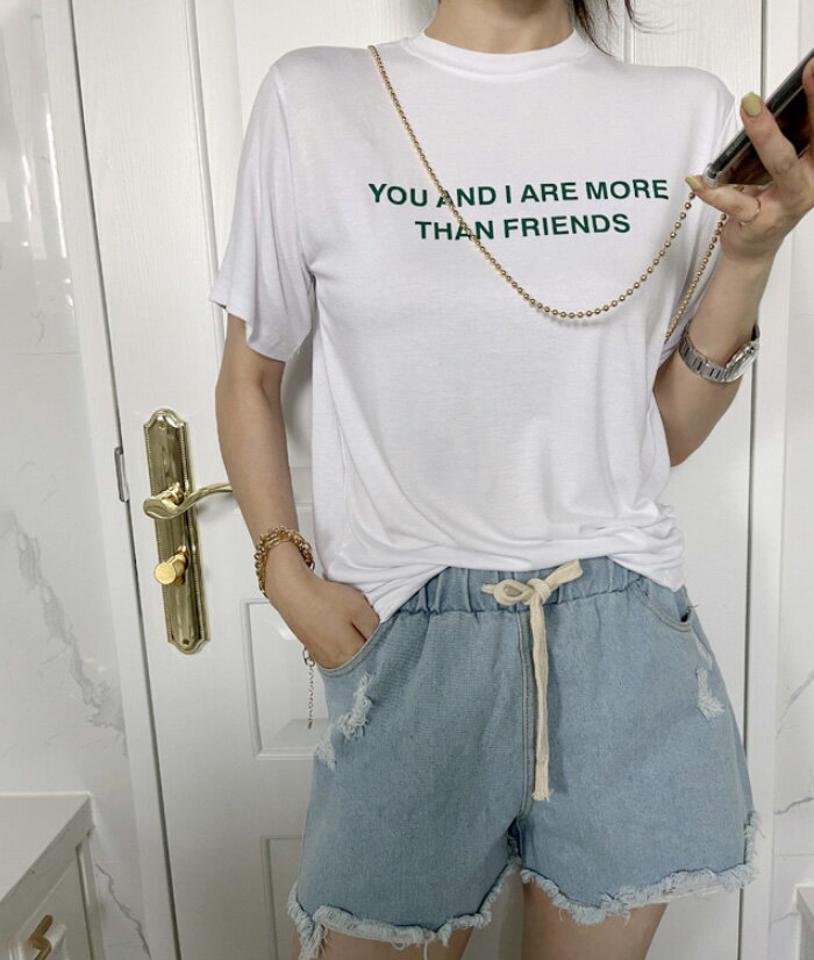 NANING9(ナンニング)MORE THAN FRIENDSレタリングTシャツ【6/23up_ka】【メール便】韓国 韓国ファッション　トップス 半袖 夏 春 シンプル 無地 英文字 レッド 白 黒 ネオンレディース ファッション【5】