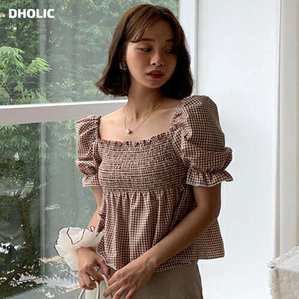 【全品10%OFF】チェックシャーリングブラウス・全3色・t62344 レディース 【bl】【トップス ブラウス 半袖 スクエアネック シャーリング チェック柄 ギンガムチェック デコルテ 鎖骨 ガーリー 可愛い かわいい 春 夏 韓国 ファッション】