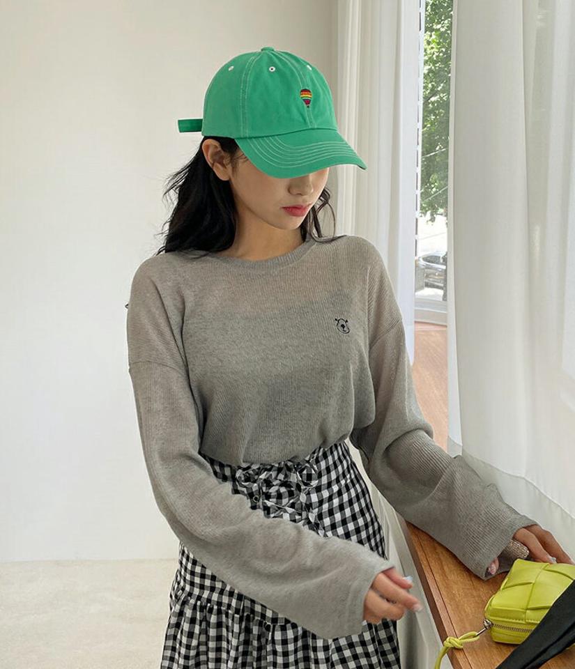 ベア刺繍ニット・全5色・t00120 レディース 【tops】 トップス ニット 長袖 刺繍 クマ くま 透け感 可愛い かわいい シンプル 動物 スリット カジュアル 春 秋 韓国 ファッション NIJU
