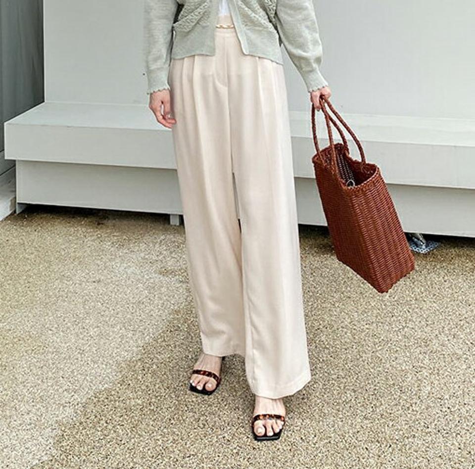 チェーンストラップ付パンツ・全2色・t69105 レディース 【pt】 パンツ ズボン ロングパンツ チェーン シンプル 大人 きれいめ 春 夏 韓国 ファッション ハイホリHIHOLLI