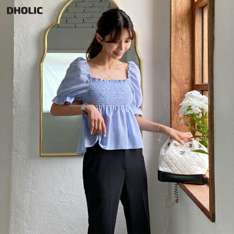 シャーリングブラウス・全4色・t57644 レディース 【bl】【トップス ブラウス 半袖 ハーフスリーブ シャーリング ガーリー かわいい 可愛い スクエアネック デコルテ 鎖骨 春 夏 韓国 ファッション】