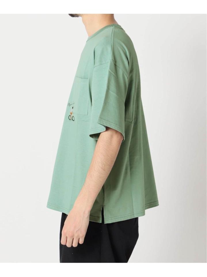 再入荷!<<追加>>【WEB限定】HOLIDAY EMB ビッグシルエット ポケットTシャツ
