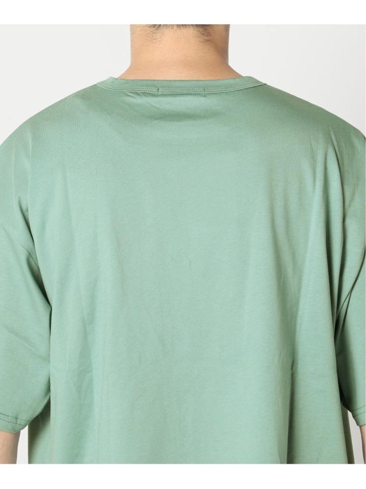 再入荷!<<追加>>【WEB限定】HOLIDAY EMB ビッグシルエット ポケットTシャツ