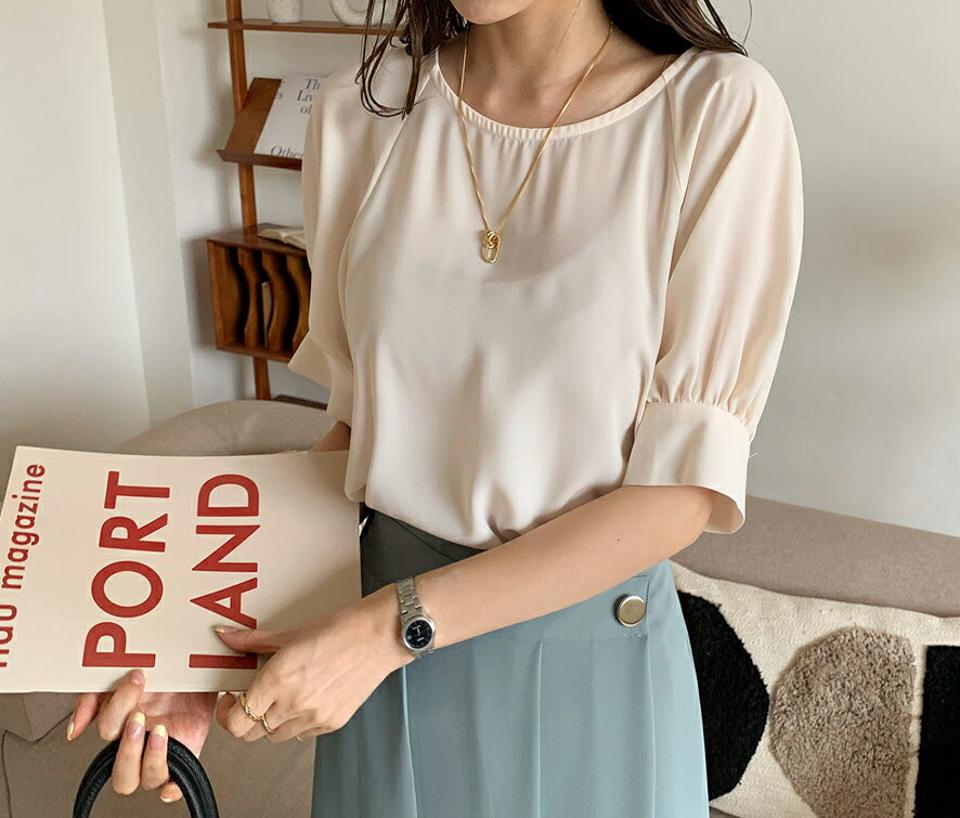 ラウンドボタンブラウス・全3色・t69149 レディース 【bl】 トップス ブラウス 半袖 ハーフスリーブ 単色 無地 シンプル フェミニン オフィスカジュアル ギャザー 上品 春 夏 韓国ファッション ハイホリHIHOLLI