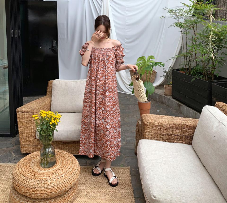 2WAYエスニックパターンワンピース・全2色・t69155 レディース 【ops】 ワンピース ロング 半袖 ハーフスリーブ エスニック柄 総柄 スクエアネック オフショルダー カジュアル リゾート 大人 春 夏 韓国 ファッション ハイホリHIHOLLI
