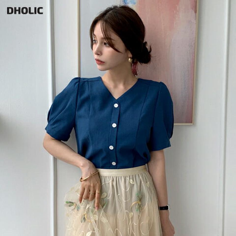 Vネックボタンブラウス・全4色・t69121 レディース 【bl】 トップス ブラウス 半袖 ハーフスリーブ Vネック パフ袖 パフスリーブ 単色 無地 シンプル レトロ 春 夏 韓国 ファッション ハイホリHIHOLLI