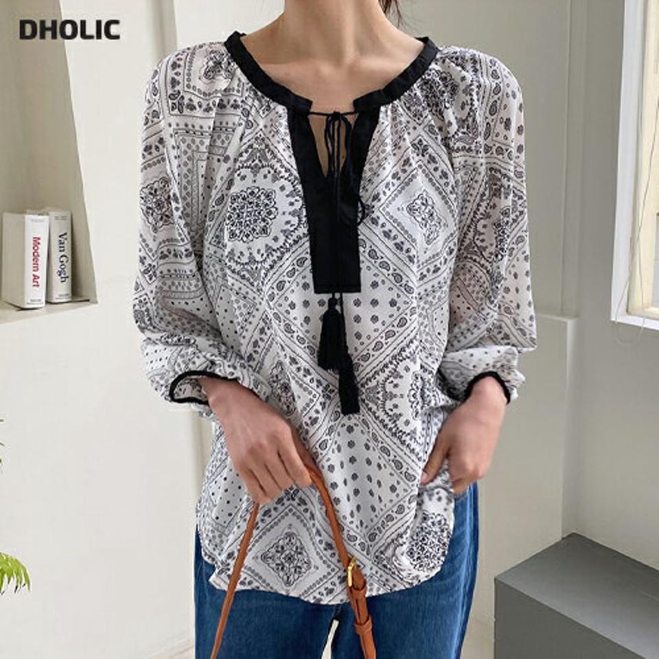 ペイズリータッセルリボンブラウス・全3色・b65393 レディース 【bl】 トップス ブラウス ペイズリー柄 タッセル ゆったり ラフ カジュアル 長袖 七分丈 七分袖 7分丈 7分袖 春 秋 韓国ファッション