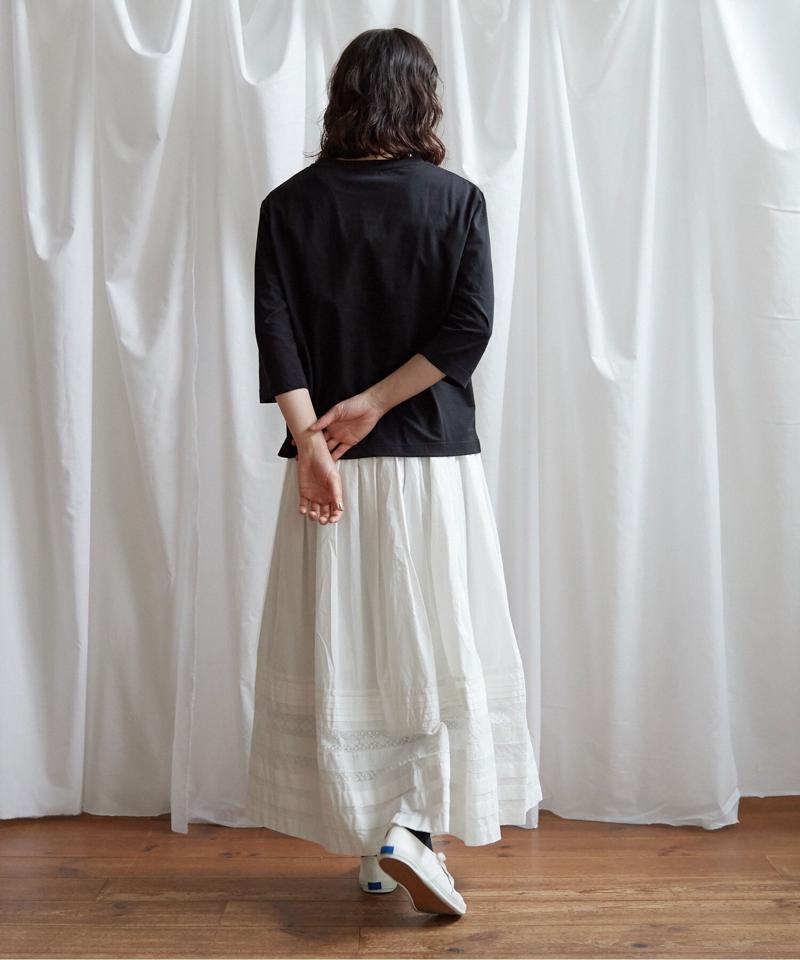 ○花飾り刺しゅう　7分袖プルオーバー（Lene non finito）
