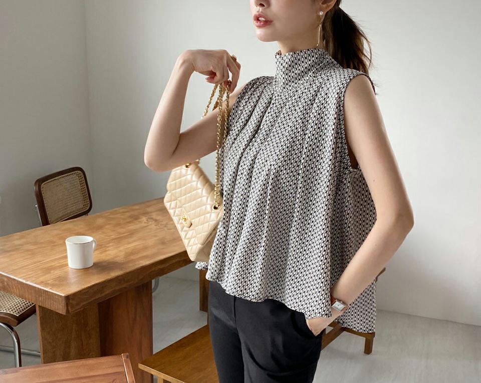 ハイネックリボンパターンスリーブレス・全2色・t69212 レディース 【tops】 トップス スリーブレス ノースリーブ ハイネック りぼん 総柄 モダン 大人 アンバランス 春 夏 韓国ファッション ハイホリHIHOLLI