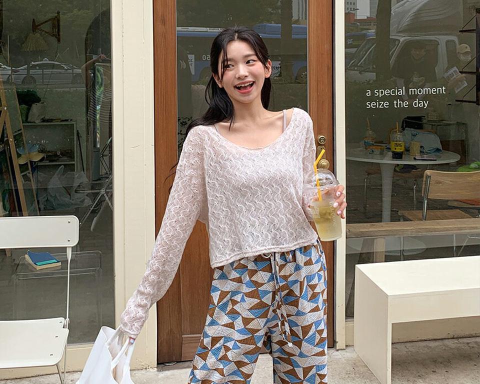 ウェーブテクスチャークロップドニット・全3色・t00188 レディース 【tops】 トップス ニット クロップド丈 短丈 長袖 透け感 シアー シースルー かわいい カジュアル ラフ 春 夏 韓国 ファッション NIJU
