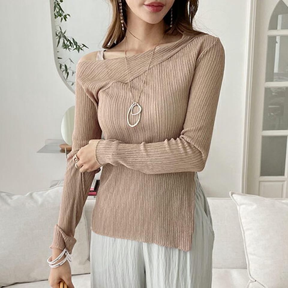 アシメネックテクスチャーブラウス・全3色・t00081 レディース 【bl】 トップス ブラウス 長袖 アシメ アンバランス 肩だし 鎖骨 デコルテ ユニーク シンプル リネン カジュアル 春 夏 秋 韓国 ファッション ハイホリHIHOLLI