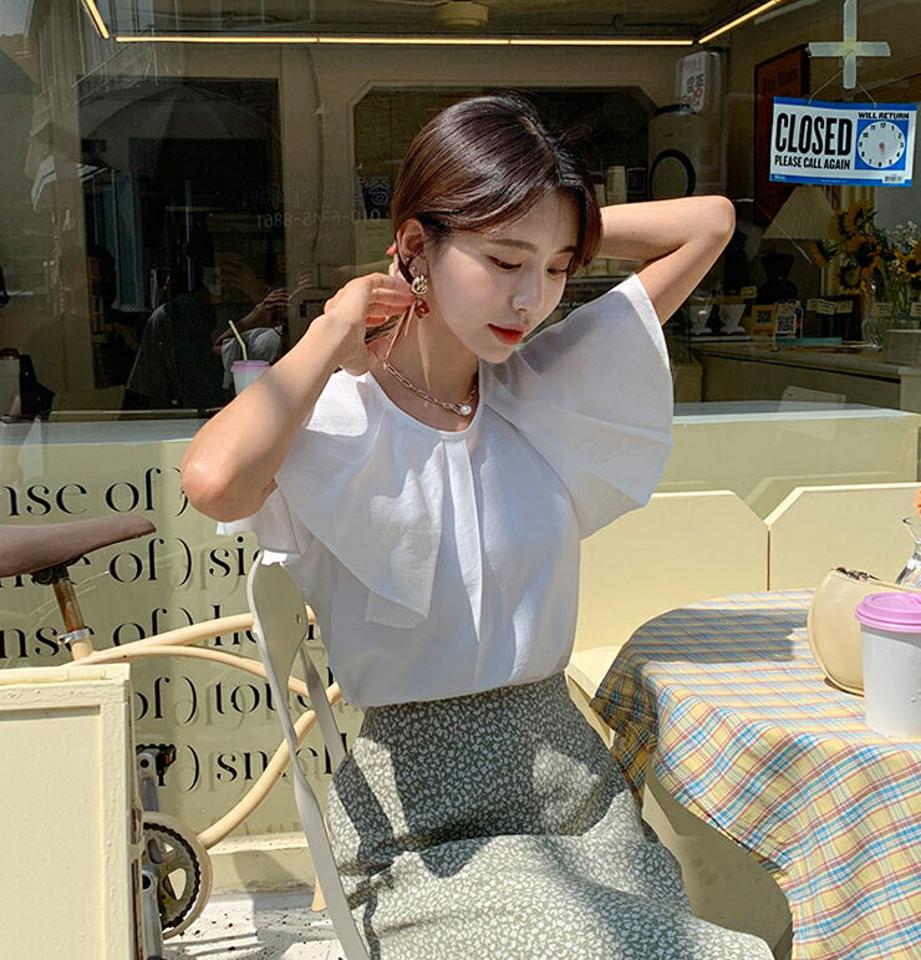 ネックフリルブラウス・全4色・b57706 レディース 【bl】 トップス ブラウス 半袖 フリル フェミニン 単色 シンプル 大人 春 夏 韓国 ファッション