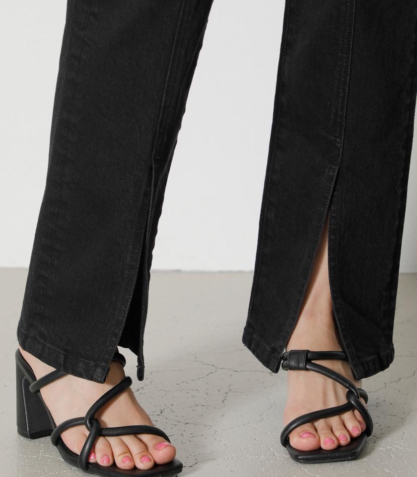 FRONT SLIT DENIM FLARE/フロントスリットデニムフレア