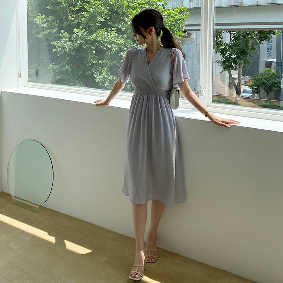 ≪人気商品再入荷≫Vネックリボンワンピース・全4色・b69233 レディース 【ops】 ワンピース ミディ丈 ミディワンピース 半袖 Vネック りぼん 単色 シンプル 可愛い かわいい フェミニン 春 夏 韓国ファッション ハイホリHIHOLLI