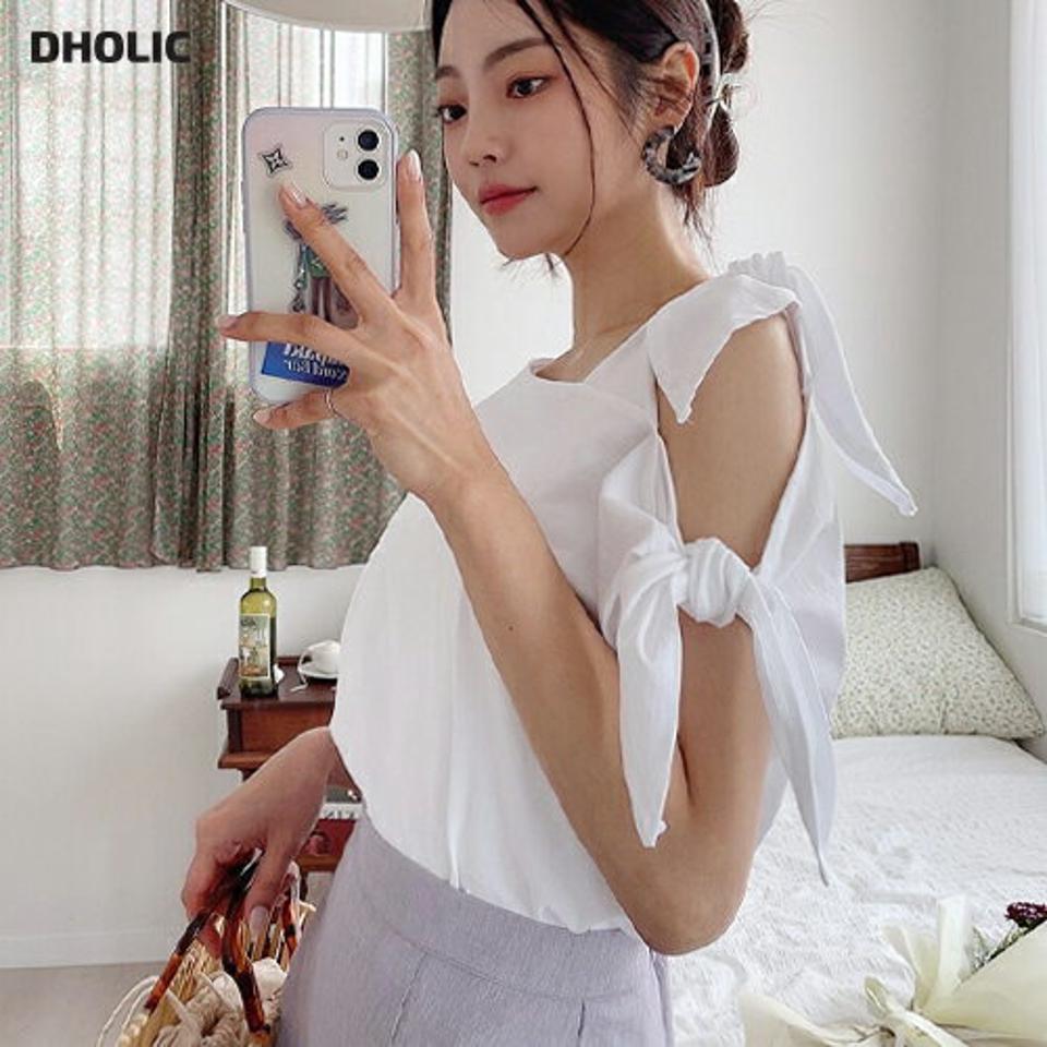 アンバランスリボンTシャツ・全3色・t65594 レディース 【tops】 トップス Tシャツ 半袖 ハーフスリーブ りぼん アンバランス 可愛い かわいい ガーリー シンプル ワンショル 肩見せ 春 夏 韓国 ファッション