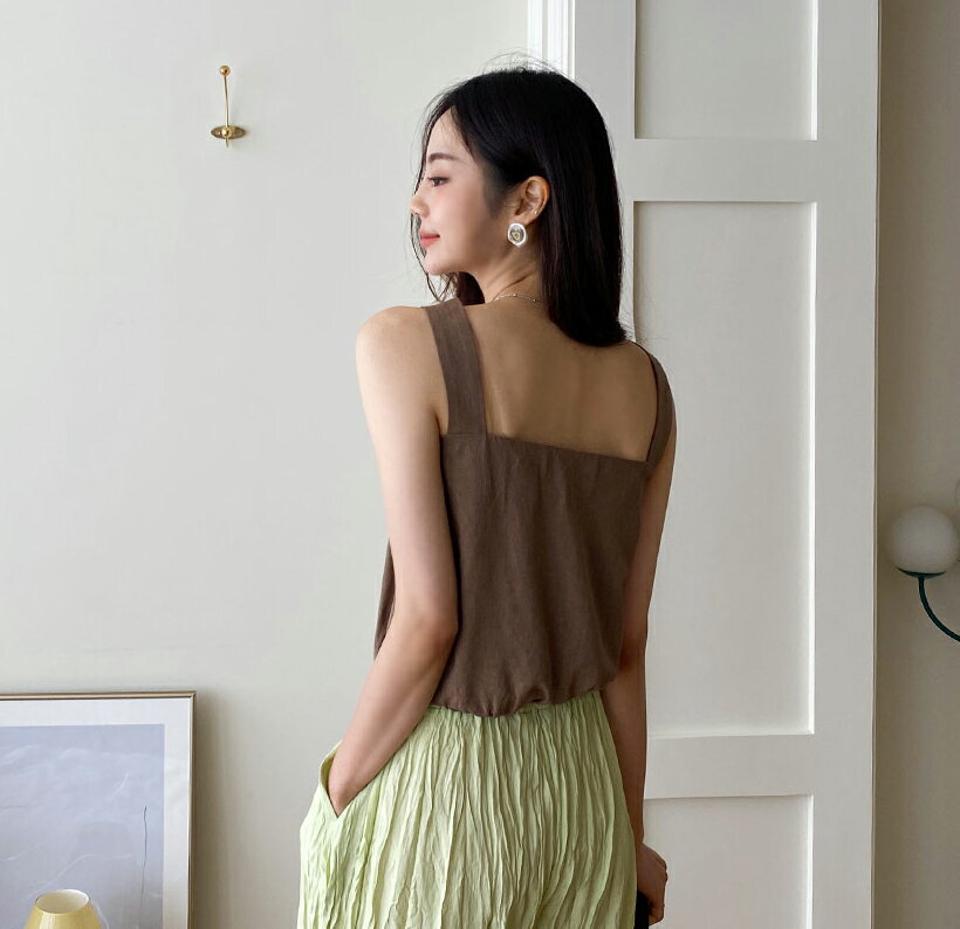 リネン混スクエアスリーブレス・全2色・t62418 レディース 【tops】 トップス スリーブレス ノースリーブ スクエアネック リネン 単色 無地 シンプル ベーシック カジュアル クロップド丈 春 夏 韓国 ファッション