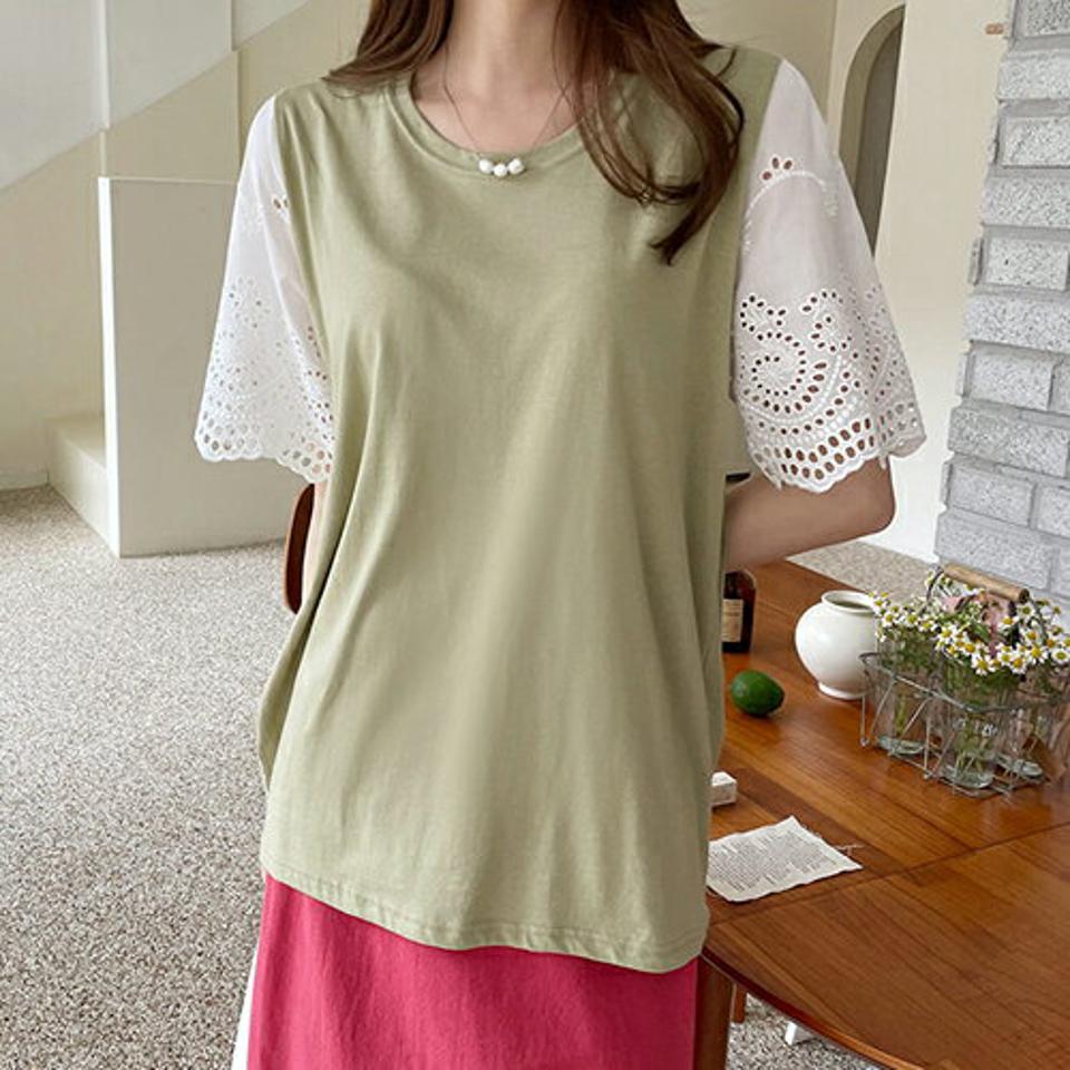 【新作10%OFF】配色レーススリーブTシャツ・全3色・b69278 レディース 【tops】【トップス Tシャツ 半袖 ハーフスリーブ レース 袖コンシャス ガーリー 可愛い かわいい アイレットレース 春 夏 韓国 ファッション】【ハイホリHIHOLLI】
