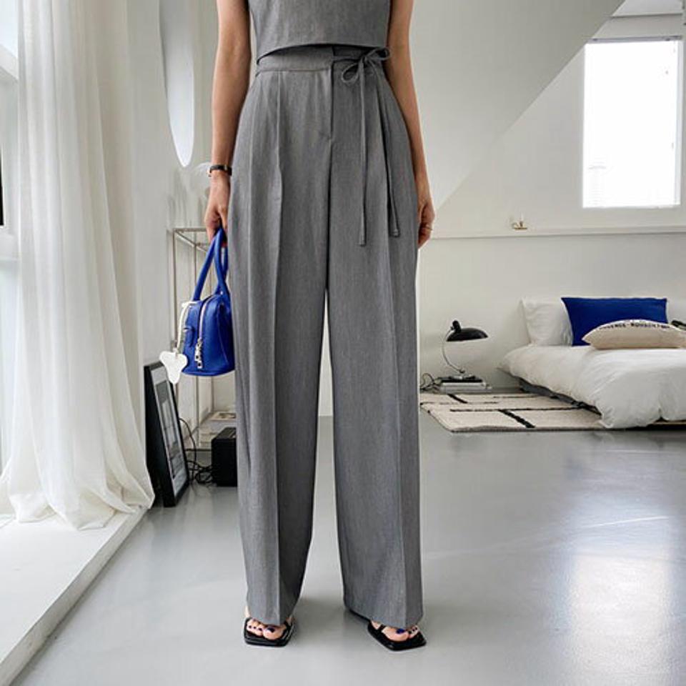 サイドリボンスラックス・全3色・t64252 レディース 【pt】 韓国 ファッション ボトムス パンツ スラックス ロング丈 10分丈 十分丈 ワイド ストレート ハイウエスト 体型カバー 美脚 脚長効果 着痩せ 無地 ツータック 大人 オフィス カジュアル 夏