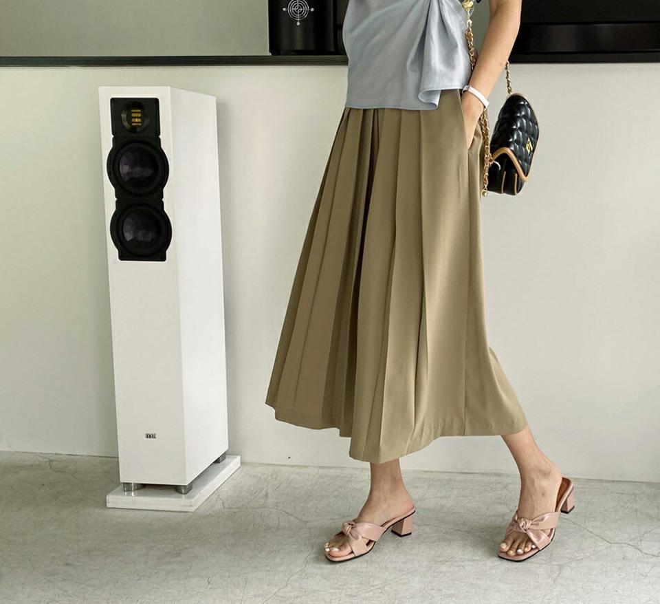 タックシフォンフレアパンツ・全3色・t69312 レディース 【pt】パンツ ズボン ロングパンツ クロップド丈 シフォン タック 単色 シンプル フェミニン かわいい 可愛い 春 夏 韓国 ファッション ハイホリHIHOLLI