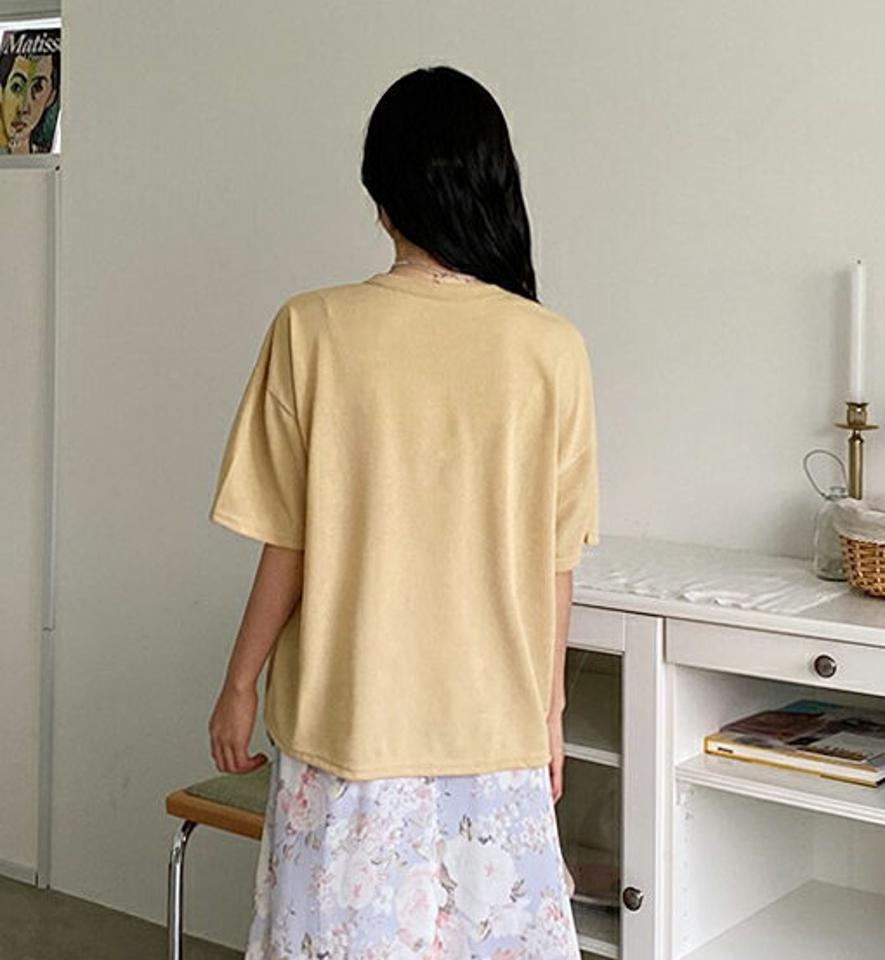 ハーフスリーブTシャツ・全4色・b00242 レディース 【tops】韓国 ファッション トップス Tシャツ 半袖 ラウンドネック ハーフスリーブ 細身 カジュアル 体型カーバー ベーシック かわいい シンプル ゆったり ルーズ 春 夏 NIJU