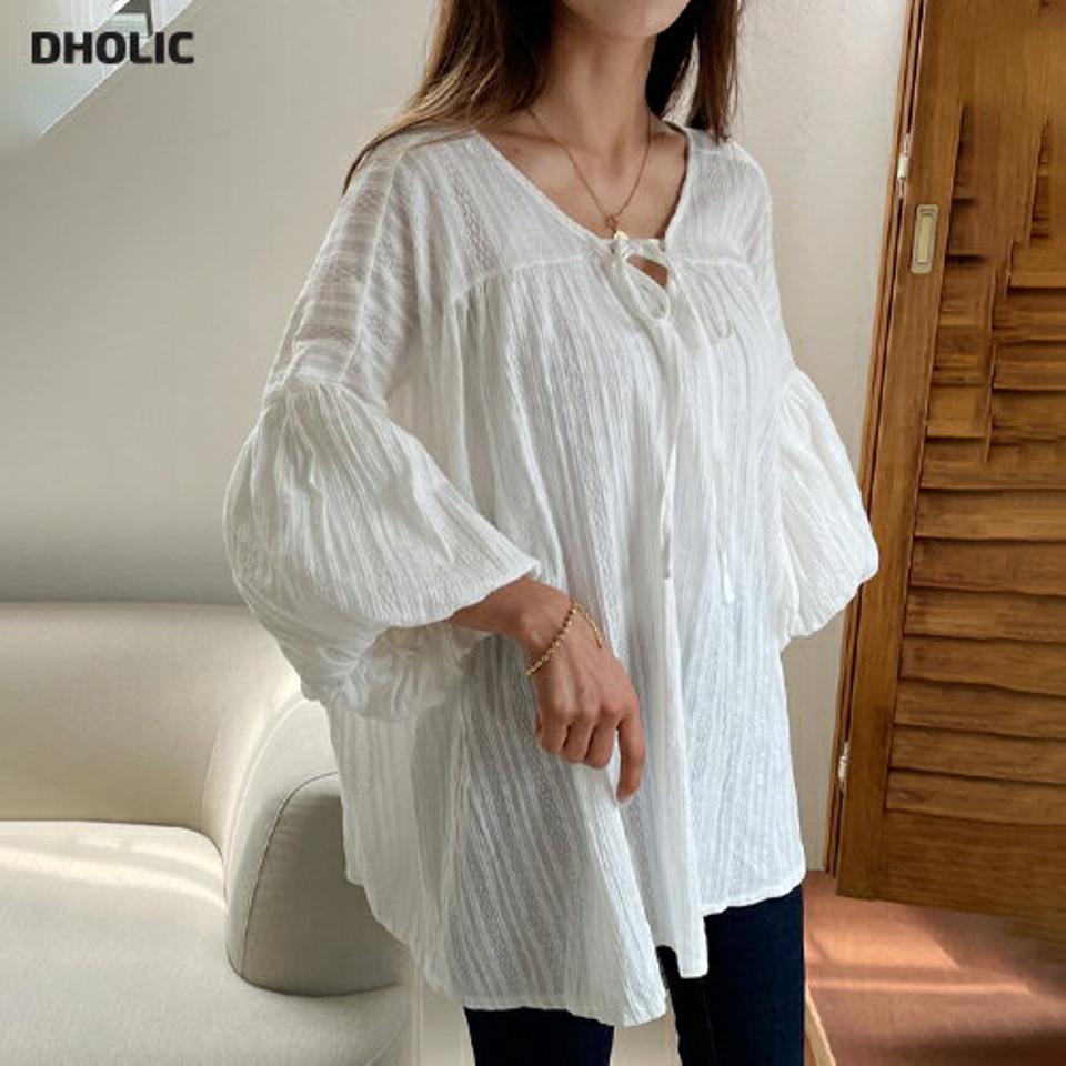 ネックリボンパフブラウス・全2色・t57751 レディース 【bl】トップス ブラウス パフスリーブ パフ袖 体型カバー ゆったり フェミニン 可愛い かわいい 半端丈 ハーフスリーブ 春 夏 秋 韓国 ファッション