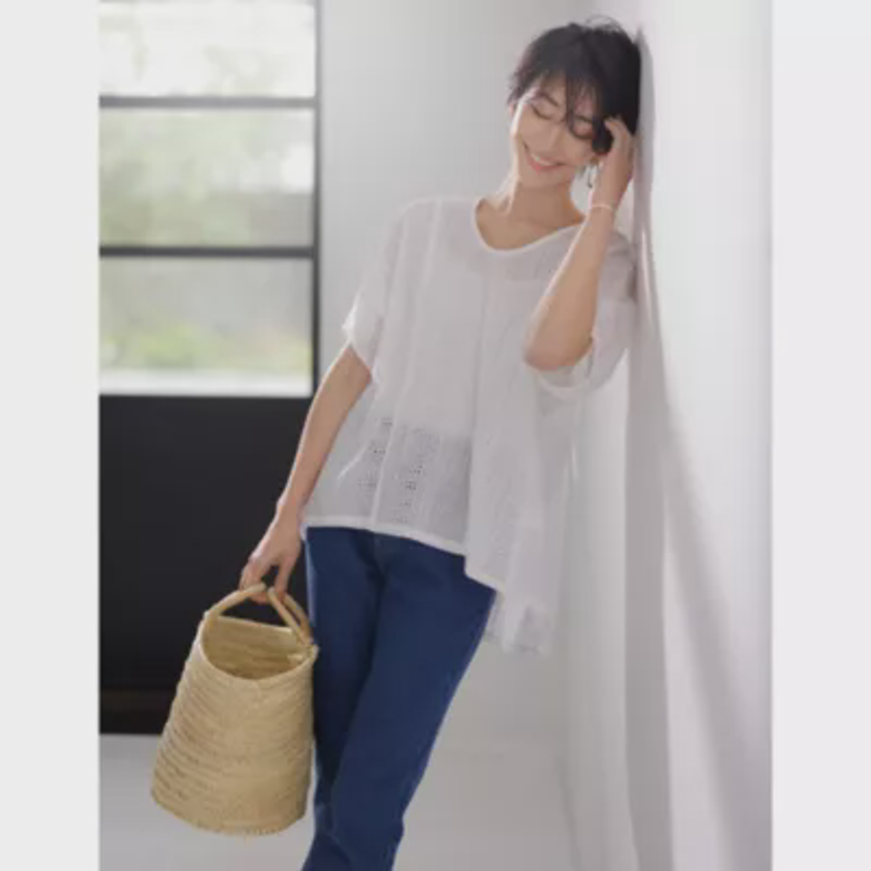 【ne Quittez pas】コラボ　カットワークブラウス