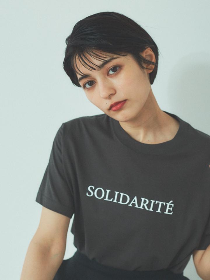 フロントバックロゴTシャツ