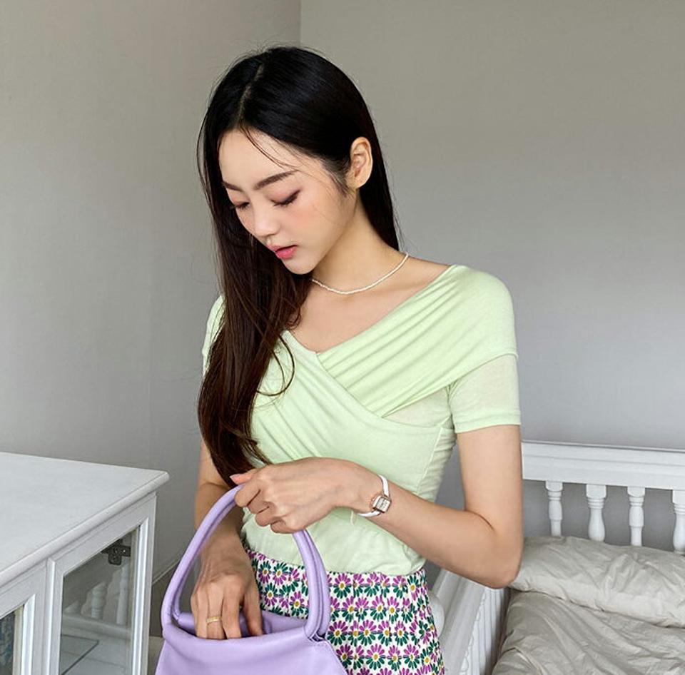 2WAYスリムクロスTシャツ・全4色・t65428 レディース 【tops】韓国 ファッション トップス Tシャツ 半袖 デイリー フィット クロス Vネック オフショル スリム デコルテ カジュアル 細身 体型カーバー 夏 春