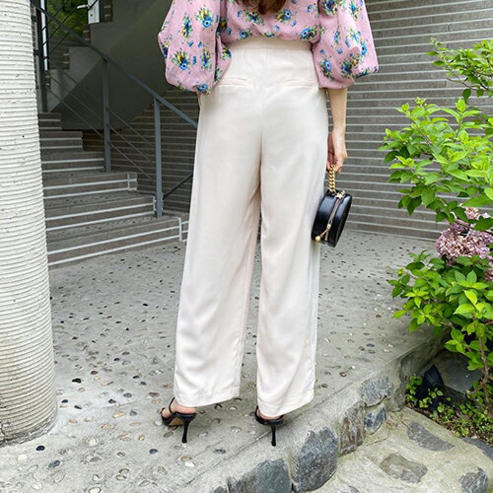 アンバランスウエストパンツ・全2色・t69384 レディース 【pt】パンツ ズボン ロングパンツ アンバランス タック 単色 無地 シンプル カジュアル 大人 ユニーク 春 夏 秋 韓国ファッション ハイホリHIHOLLI