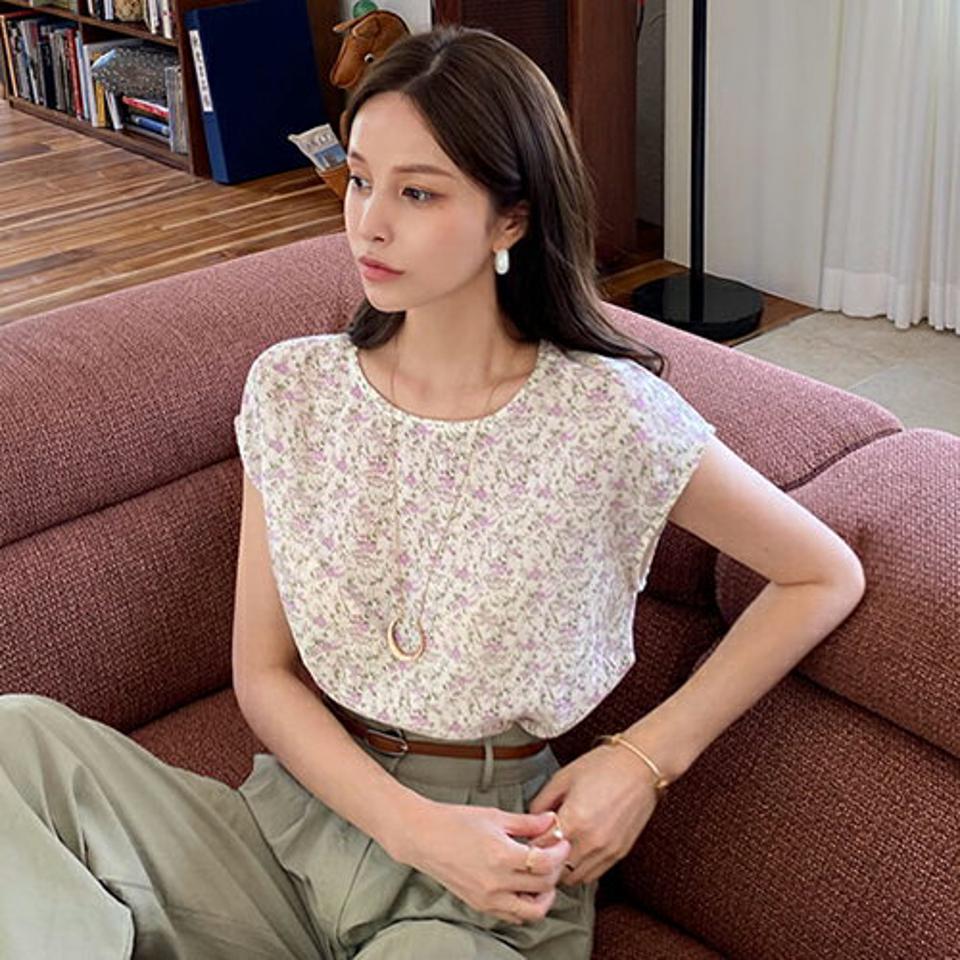 フラワーフレンチスリーブTシャツ・全3色・t69379 レディース 【tops】トップス Tシャツ 半袖 ショートスリーブ フレンチスリーブ 花柄 小花柄 レトロ フェミニン 可愛い かわいい 春 夏 韓国ファッション ハイホリHIHOLLI