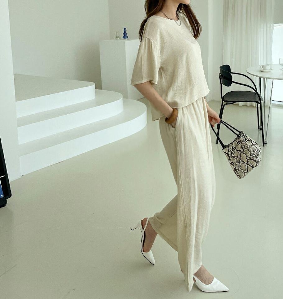 バックスリットブラウス&パンツSET・全2色・t69344 レディース 【pt】セットアップ setup トップス ブラウス 半袖 ハーフスリーブ パンツ ズボン ロングパンツ バックスリット バックシャン クロップド丈 春 夏 韓国 ファッション ハイホリHIHOLLI