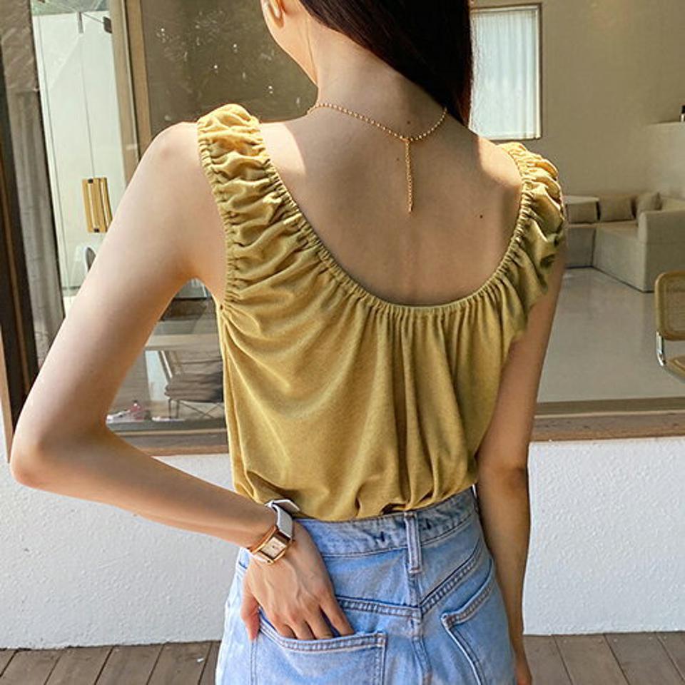 Uネックギャザースリーブレス・全4色・t65651 レディース 【tops】韓国 ファッション トップス スリーブレス Uネック ギャザー ゴム フェミニン リネン ワッフル 大人 体型カーバー 細身 フィット タイト スリム 夏 春