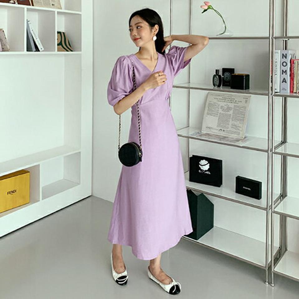 Vネックリボンパフロングワンピース・全3色・b64320 レディース 【ops】韓国 ファッション ワンピース ロング ロングワンピース 半袖 大人 リボン フレア Vネック パフスリーブ 体型カバー スリム 細身 夏 春
