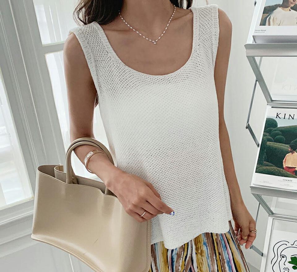 パステルニットスリーブレス・全5色・t64305 レディース 【tops】韓国 ファッション トップス Tシャツ スリーブレス ノースリーブ ニット スクエアネック デコルテ 体型カーバー 細身 ベーシック ビーチ 夏 春