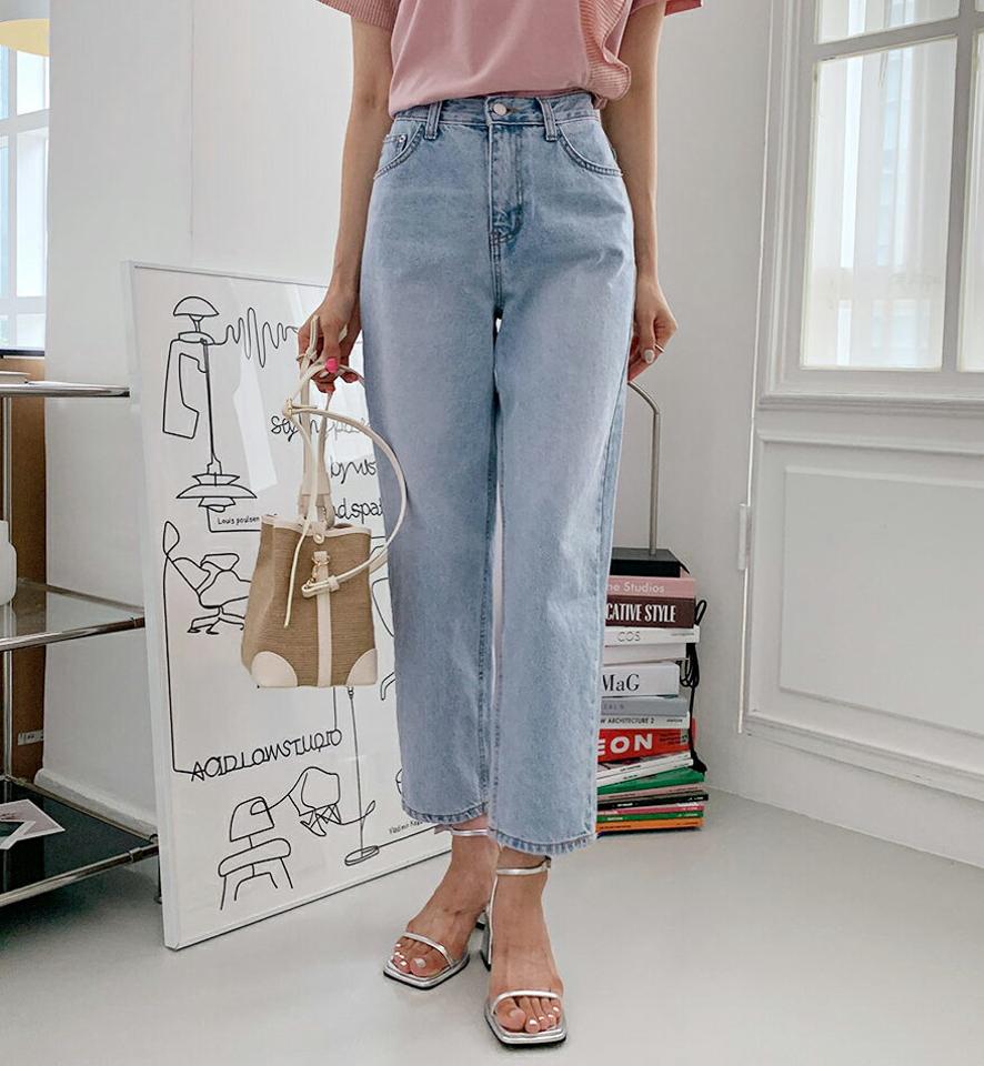 テーパードデニムパンツ・全1色・t64331 レディース 【pt】韓国ファッション ボトムス ロング ロングパンツ デイリー テーパード デニムパンツ ストレート 足長 大人 10分丈 体型カーバー 細身 カジュアル ポケット 夏 春