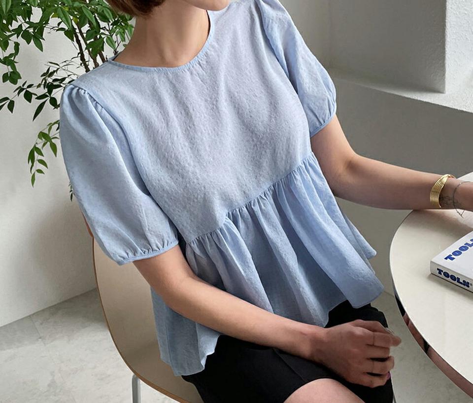 バックリボンフレアブラウス・全4色・t57569 レディース 【bl】 トップス ブラウス 半袖 りぼん フレア バックリボン パフスリーブ パフ袖 ガーリー 可愛い かわいい 春 夏 韓国 ファッション