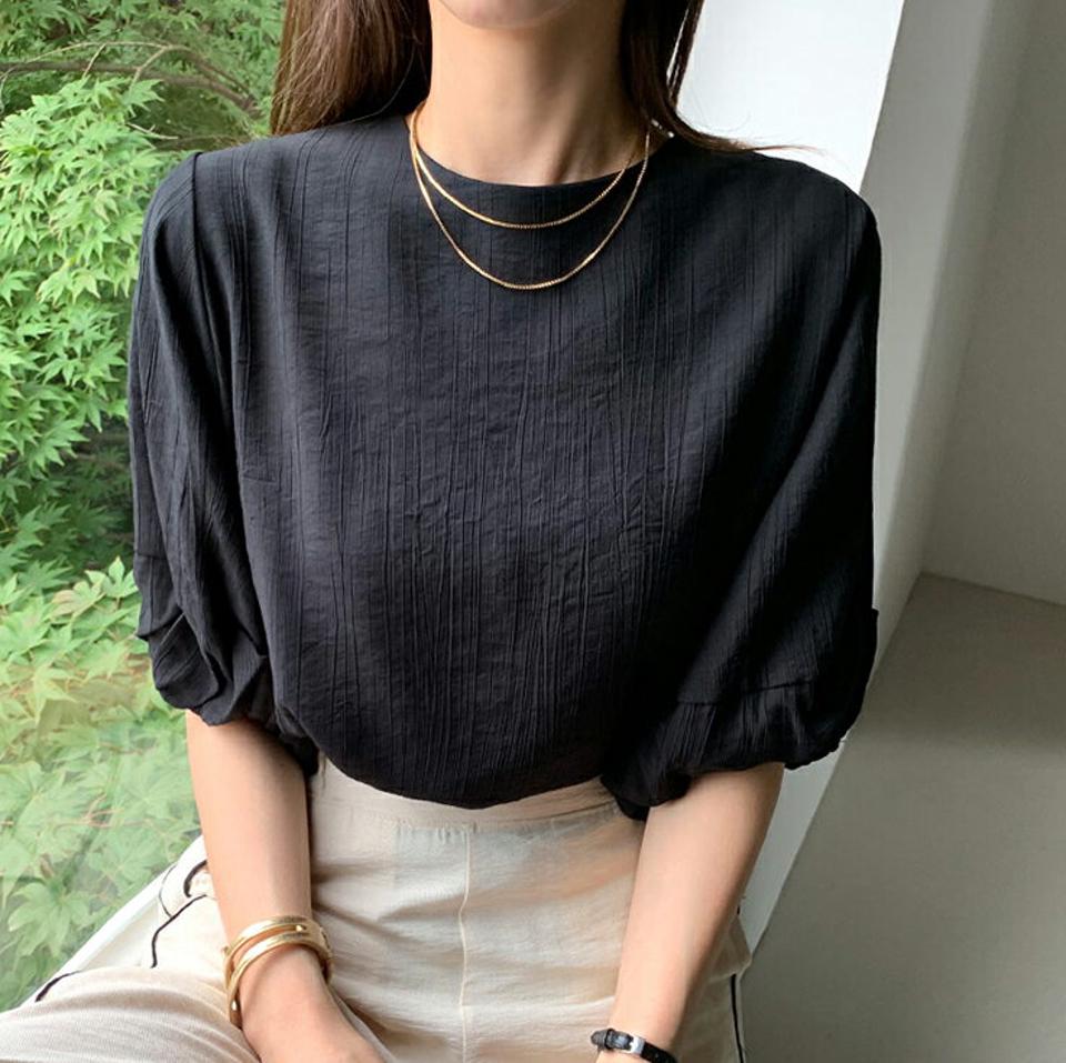 リンクルバルーンブラウス・全3色・b00126 レディース 【bl】トップス ブラウス 半袖 ハーフスリーブ リンクル バルーンスリーブ ボリューム袖 単色 シンプル カジュアル ラフ 二の腕カバー 春 夏 韓国ファッション ハイホリHIHOLLI