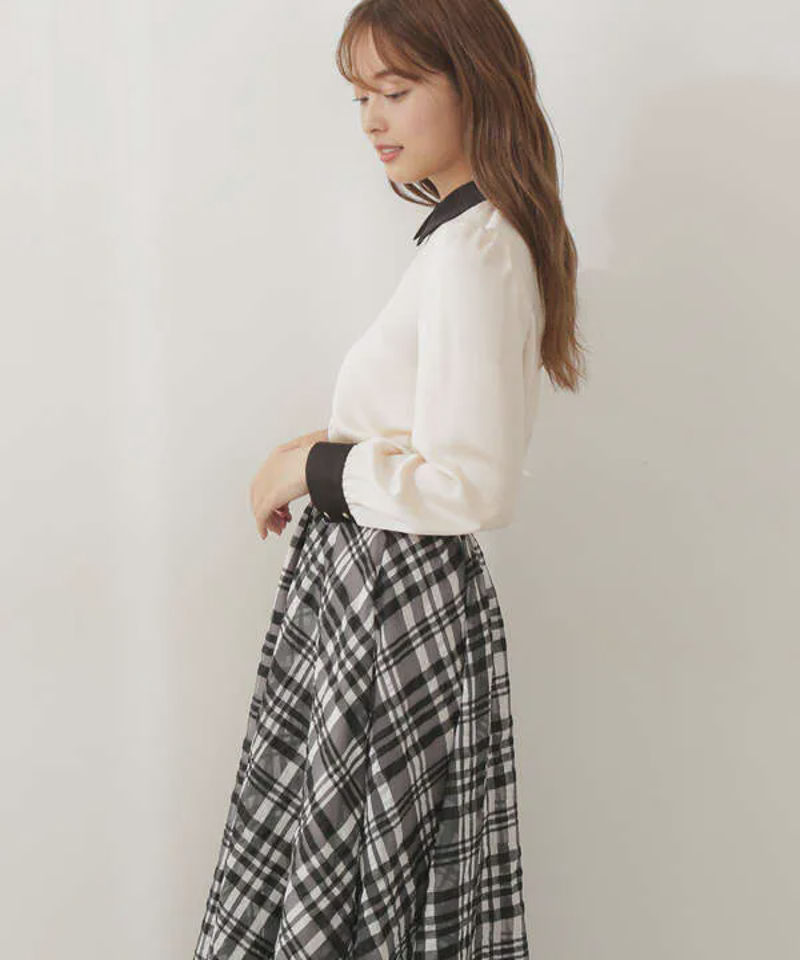 【美人百花10月号 掲載商品】バイカラーブラウス
