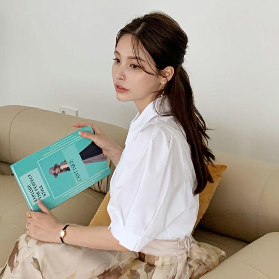 カラータックブラウス・全4色・b69472 レディース 【bl】トップス ブラウス タック 半袖 ハーフスリーブ 単色 無地 シンプル ユニーク ボリューム袖 可愛い かわいい 春 夏 韓国 ファッション ハイホリHIHOLLI