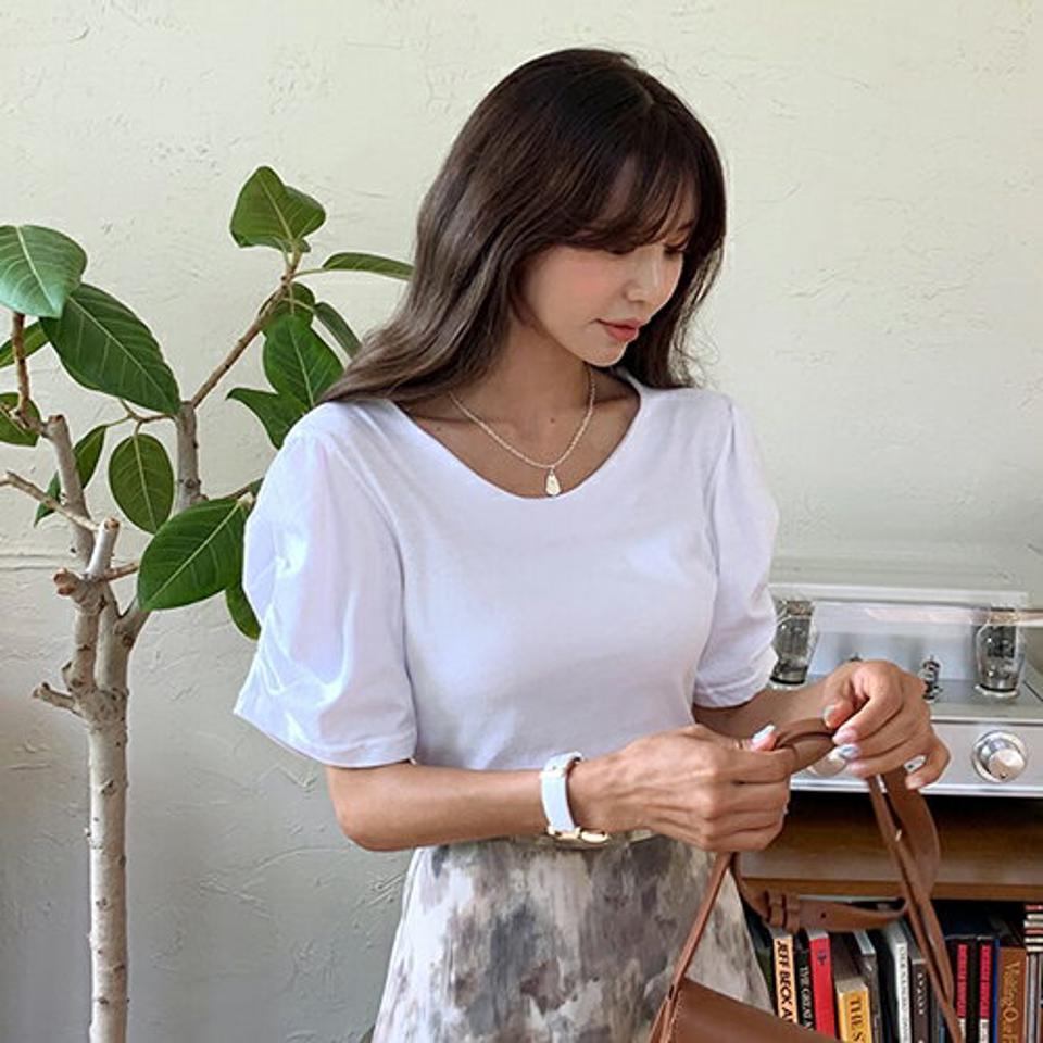 ギャザースリーブTシャツ・全3色・t65660 レディース 【tops】韓国 ファッション トップス Tシャツ 半袖 ラブリー ギャザー ボリューミー Uネック ルーズ ゆったり ラウンドネック 体型カーバー 細身 ガーリー 夏 春
