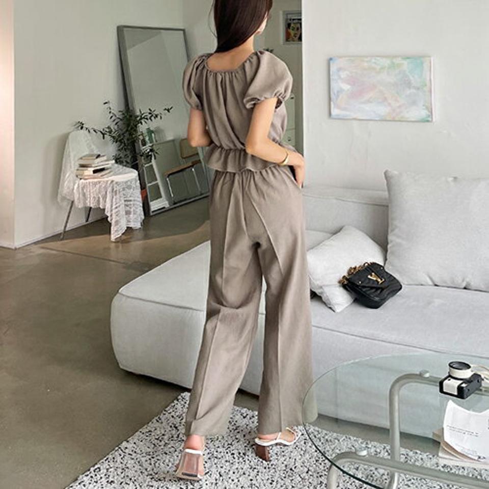 ギャザーブラウス&ワイドスラックスSET・全2色・t62523 レディース 【pt】韓国 ファッション ボトムス ロング ロングパンツ セットアップ デイリー スラックス オフショル ラグランスリーブ 足長 大人 体型カーバー 細身 ストレート 夏 春