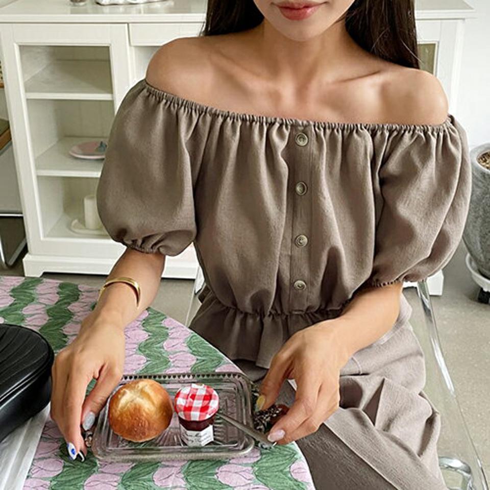 2WAYパフブラウス・全2色・t62501 レディース 【bl】韓国 ファッション トップス ブラウス 半袖 大人 ガーリー ゴム メリハリ フレア ラグランスリーブ オフショル デコルテ フェミニン カジュアル 上品 夏 春