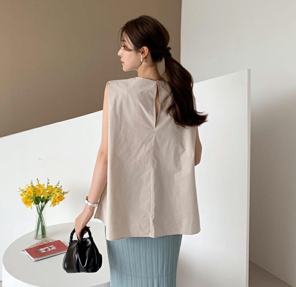 スリットブラウス・全3色・t69438 レディース 【bl】トップス ブラウス スリット スリーブレス ノースリーブ タンクトップ 単色 無地 シンプル ベーシック カジュアル ラフ 体型カバー 春 夏 韓国 ファッション ハイホリHIHOLLI