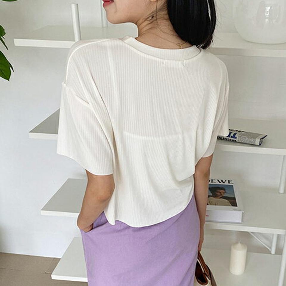 ラウンドカットオフTシャツ・全4色・t64593 レディース 【tops】韓国 ファッション トップス Tシャツ 半袖 カットオフ リブ クロップド丈 ラウンドネック ベーシック かわいい シンプル スリム 春 夏 NIJU